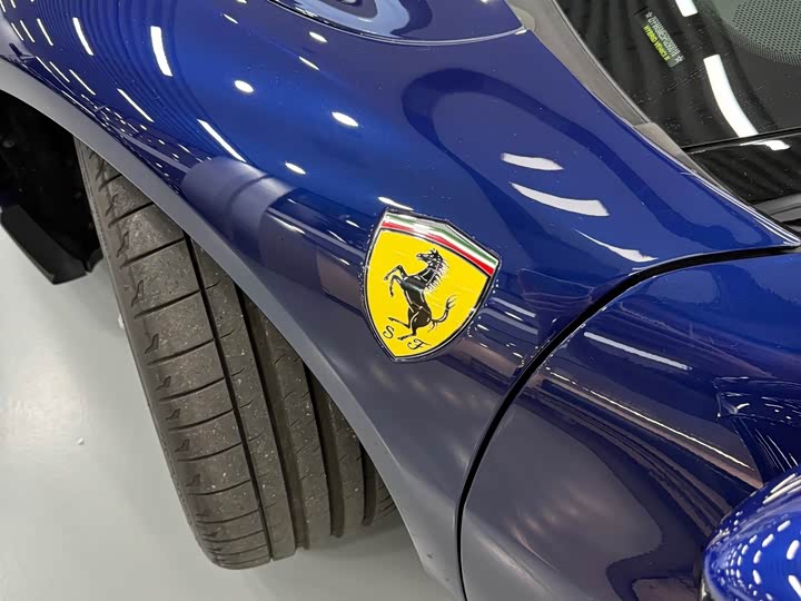 Фото 16 - Ferrari 296