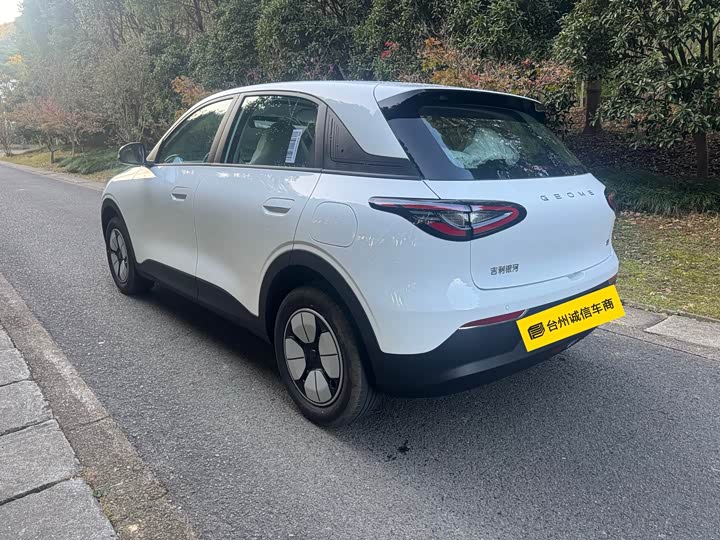 Фото 6 - Geely Galaxy Geome