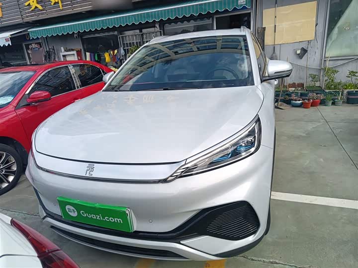 Фото 3 - BYD Yuan Plus