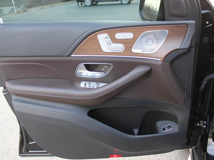 Фото 10 - Mercedes-Benz GLS-Class