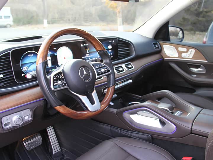 Фото 11 - Mercedes-Benz GLS-Class