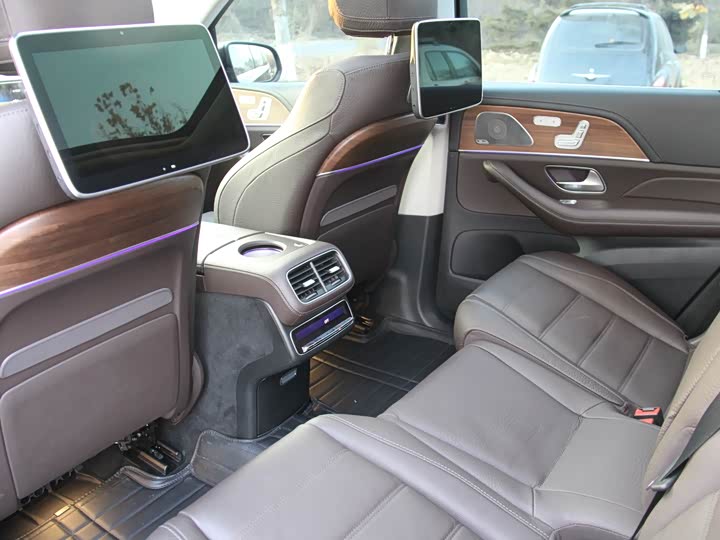 Фото 13 - Mercedes-Benz GLS-Class