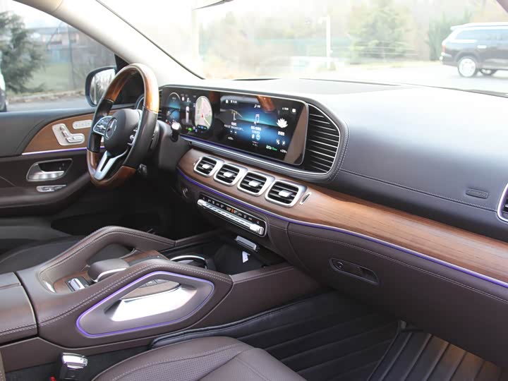 Фото 16 - Mercedes-Benz GLS-Class