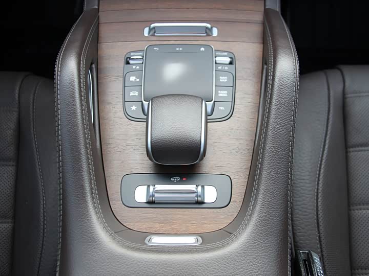 Фото 25 - Mercedes-Benz GLS-Class