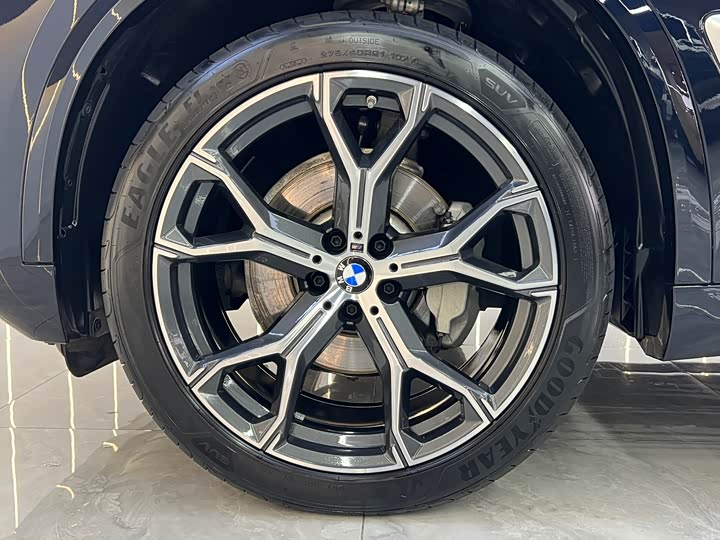 Фото 10 - BMW X5