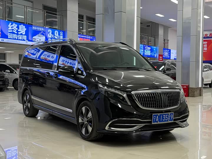 Фото 3 - Mercedes-Benz V-Class