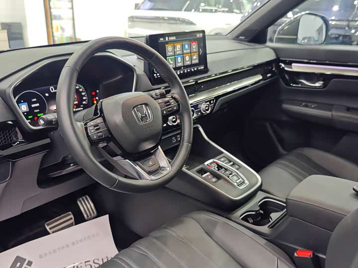 Фото 10 - Honda Breeze Hybrid