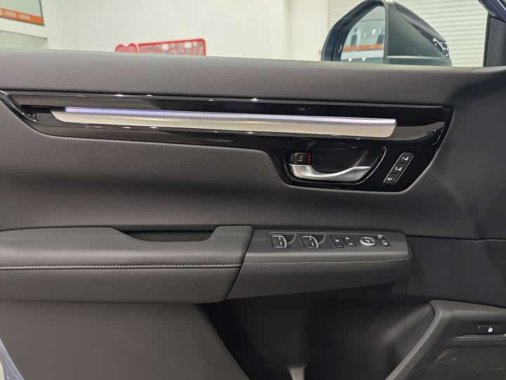 Фото 18 - Honda Breeze Hybrid