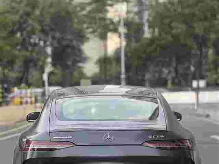 Фото 9 - Mercedes-Benz AMG GT