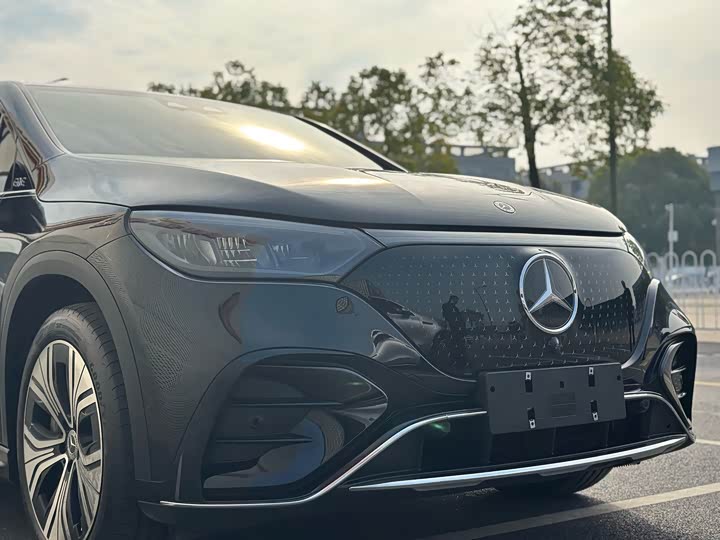 Фото 45 - Mercedes-Benz EQE SUV