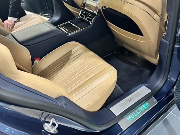 Фото 4 - Bentley Flying Spur Hybrid