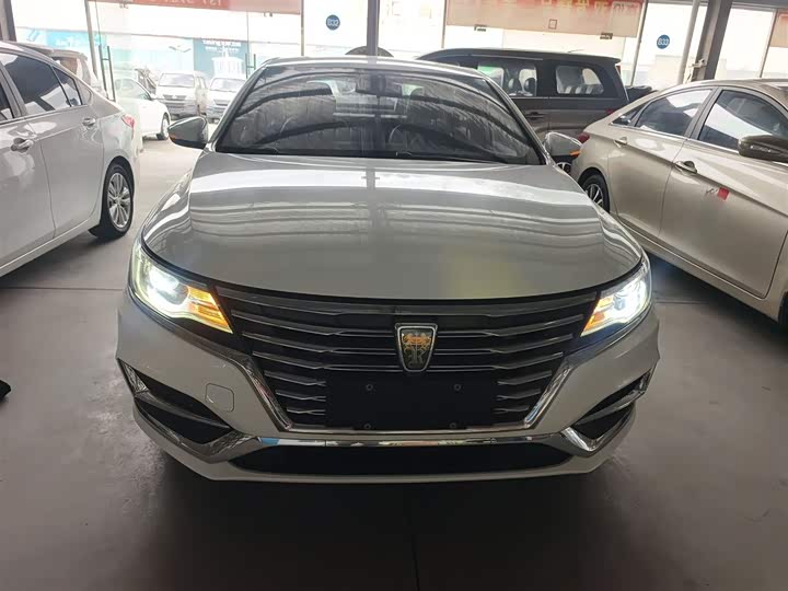 Фото 3 - Roewe i6