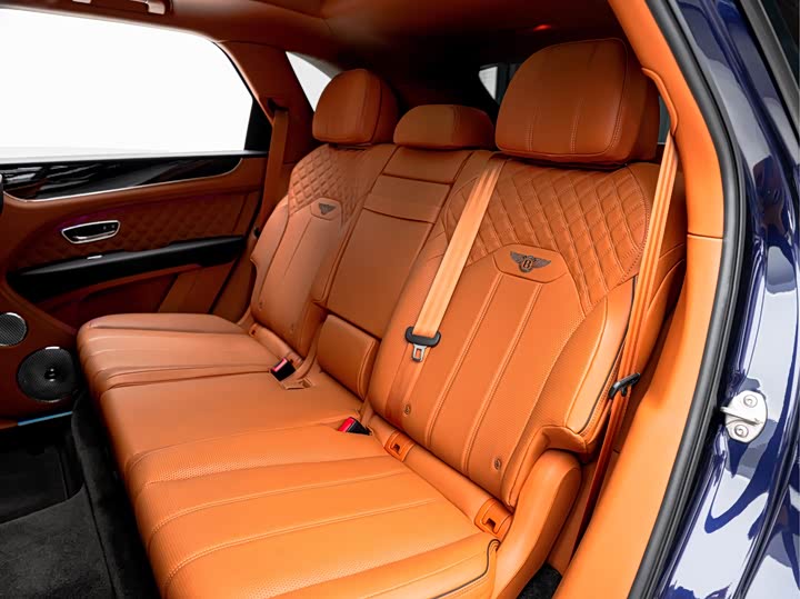 Фото 12 - Bentley Bentayga