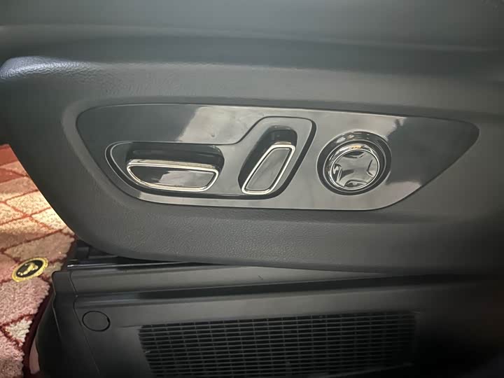 Фото 32 - GAC Trumpchi M8