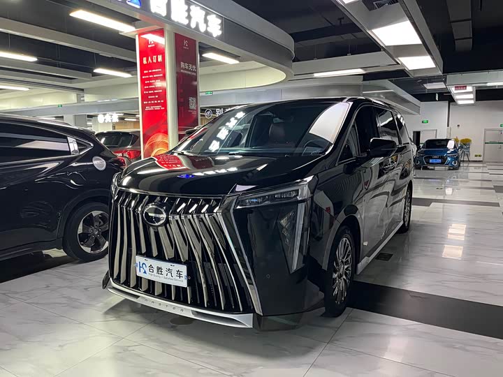 Фото 4 - GAC Trumpchi M8