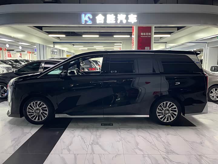 Фото 5 - GAC Trumpchi M8