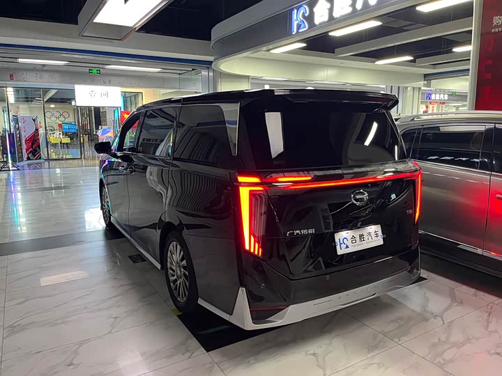 Фото 9 - GAC Trumpchi M8