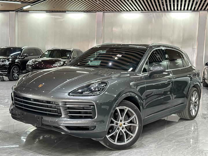 Фото 1 - Porsche Cayenne