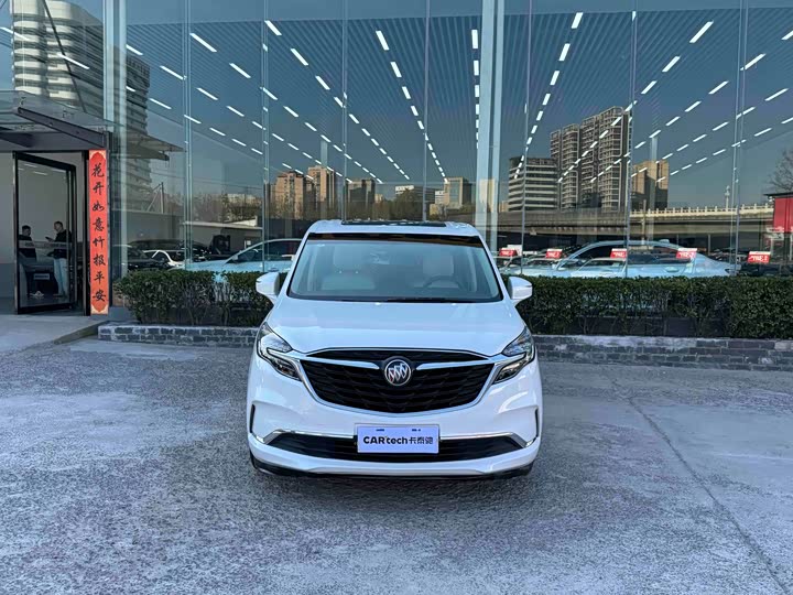 Фото 3 - Buick GL8 ES