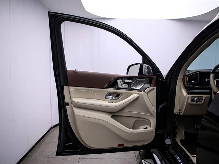 Фото 11 - Mercedes-Benz GLS-Class