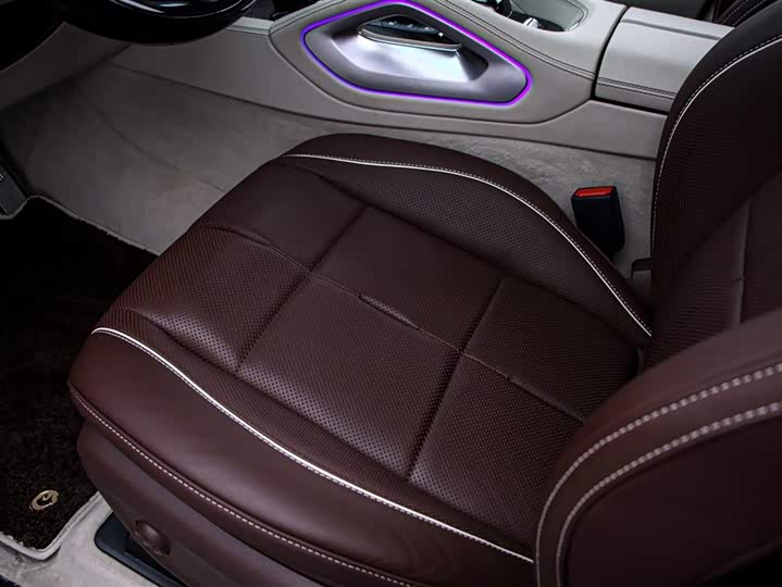 Фото 13 - Mercedes-Benz GLS-Class