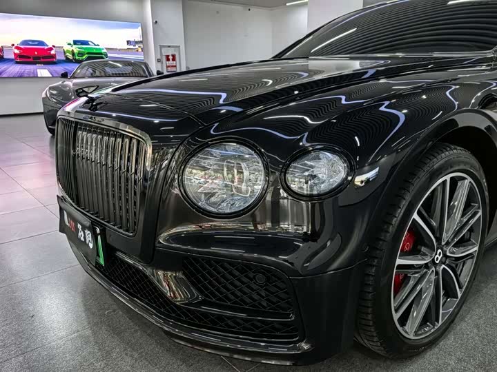 Фото 4 - Bentley Flying Spur Hybrid