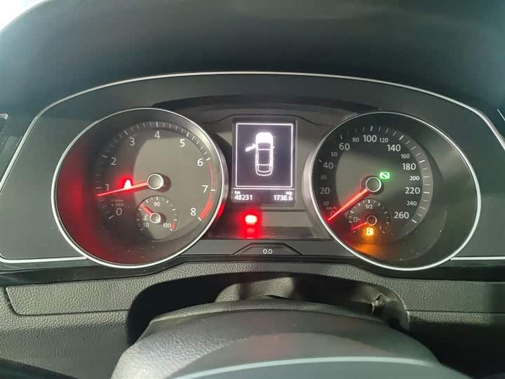 Фото 12 - Volkswagen Magotan