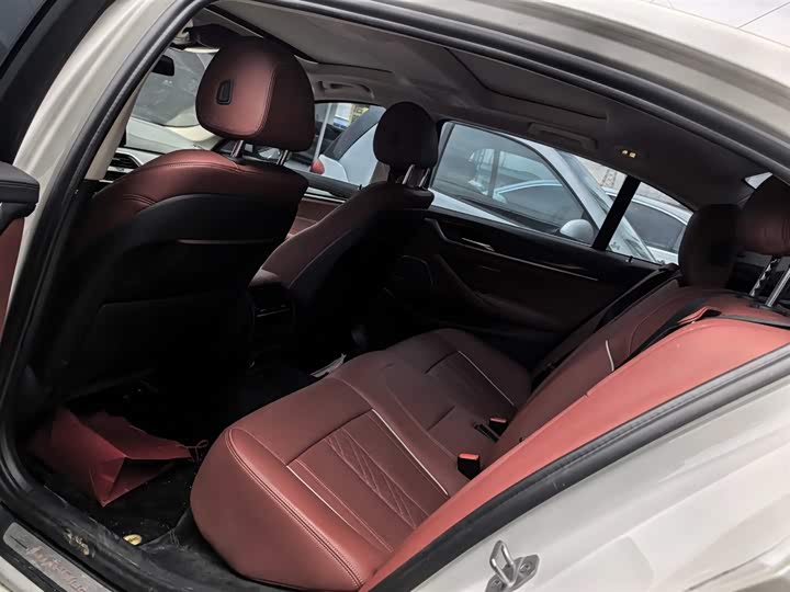 Фото 7 - BMW 5 Series