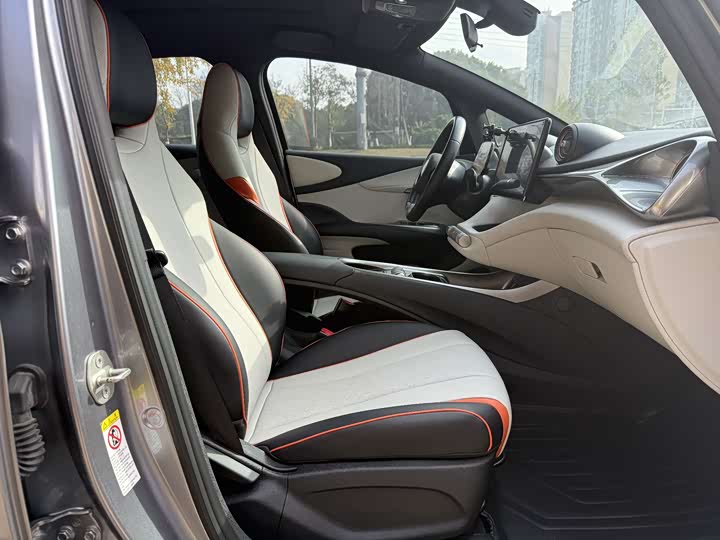 Фото 4 - BYD Dolphin