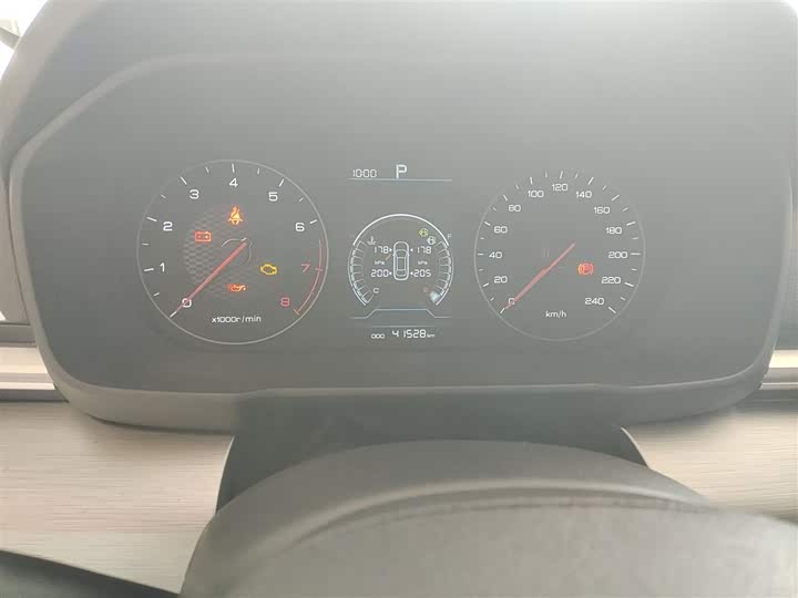 Фото 12 - BYD Qin