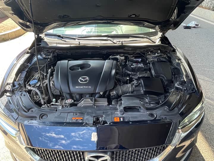 Фото 18 - Mazda Atenza