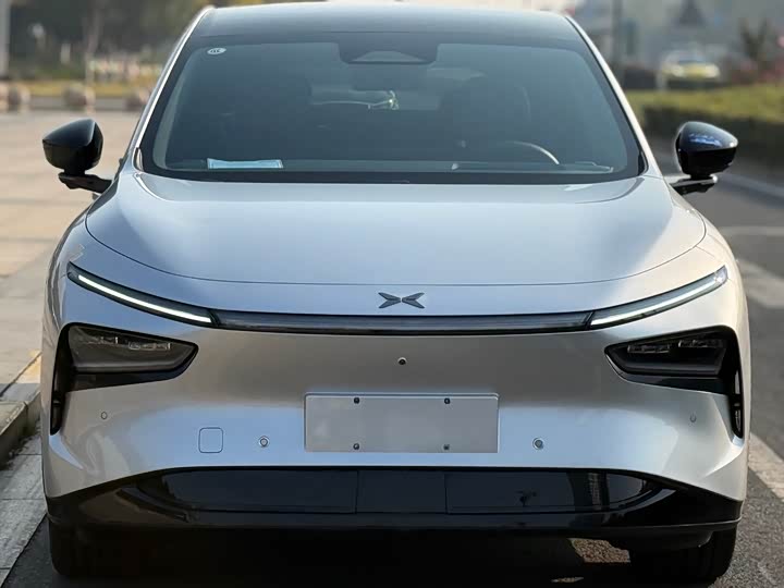 Фото 1 - XPeng G7