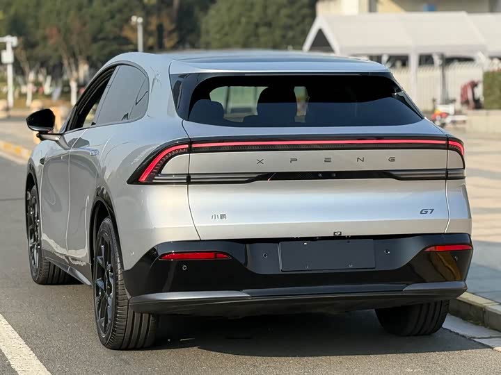 Фото 6 - XPeng G7