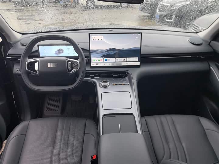 Фото 10 - Geely Galaxy E5