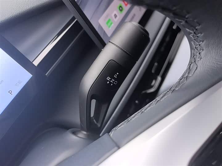 Фото 14 - Geely Galaxy E5