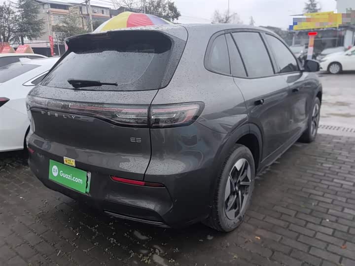 Фото 7 - Geely Galaxy E5