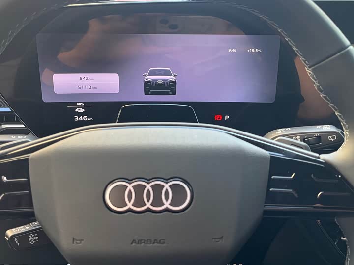 Фото 9 - Audi Q6L e-tron