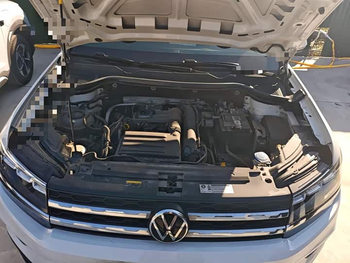 Фото 11 - Volkswagen Tharu