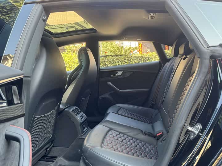 Фото 14 - Audi RS 5