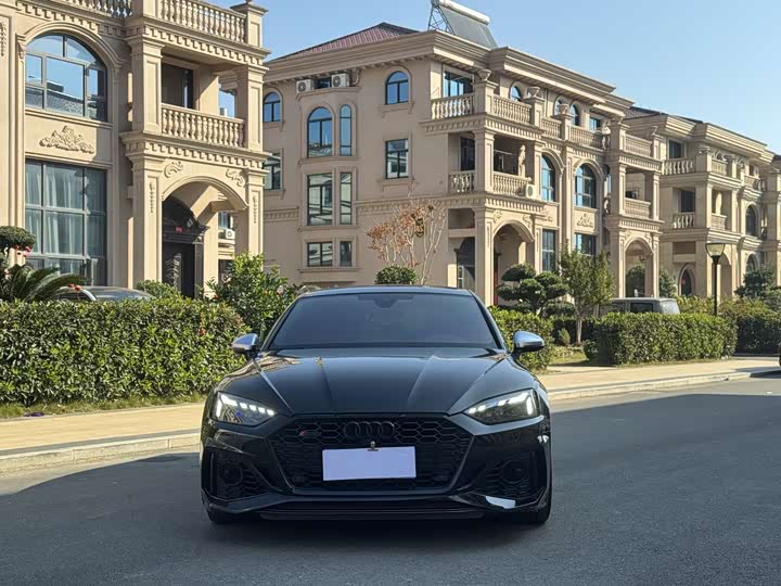 Фото 2 - Audi RS 5