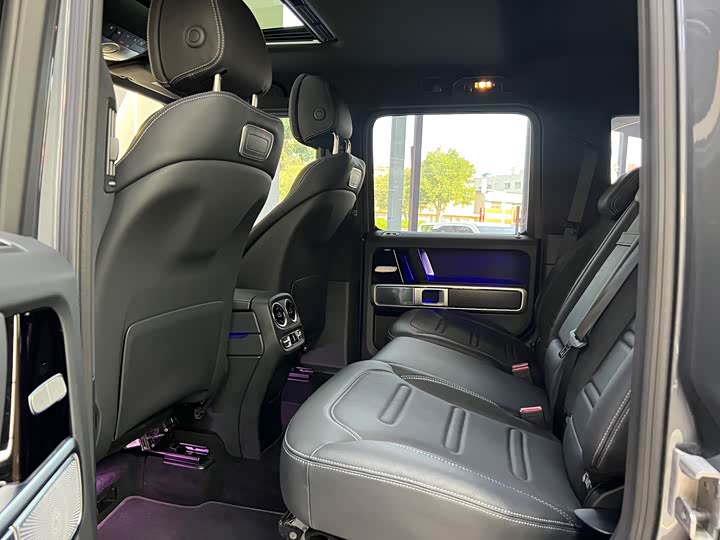 Фото 7 - Mercedes-Benz G-Class