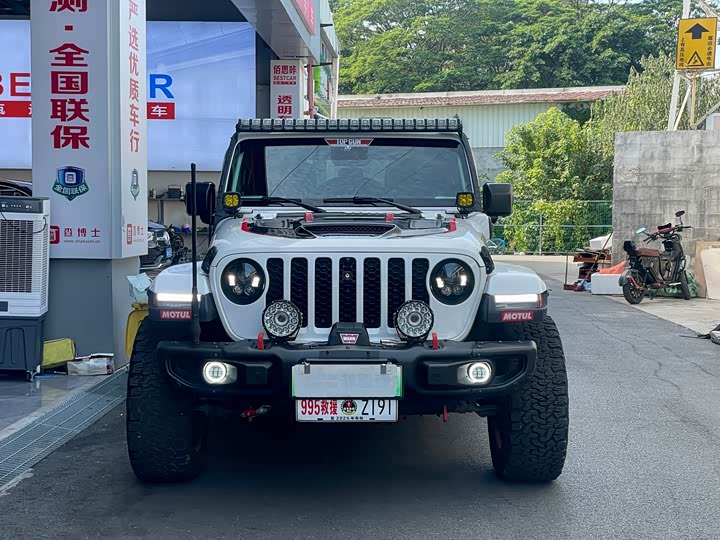 Фото 20 - Jeep Wrangler Hybrid