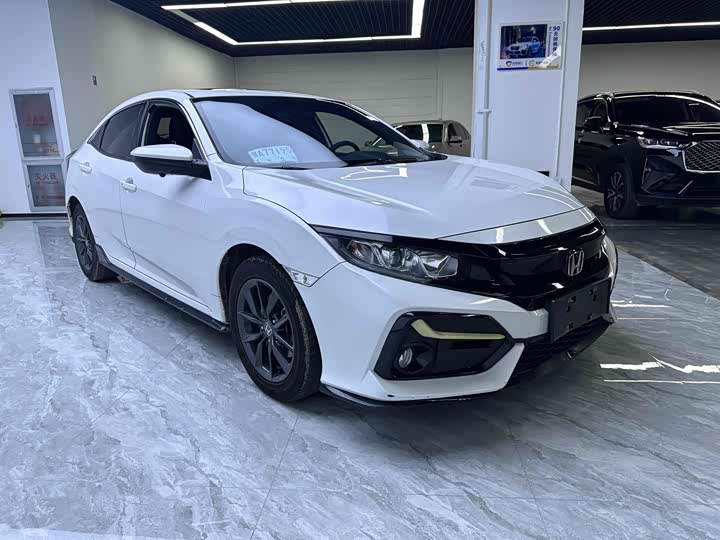 Фото 3 - Honda Civic