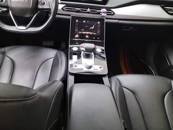 Фото 16 - Beijing X7