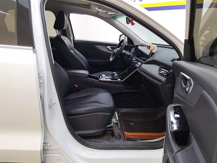 Фото 8 - Beijing X7