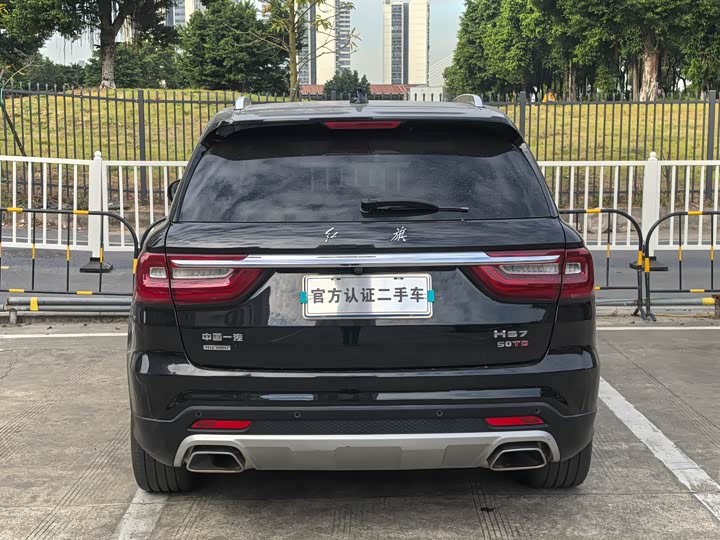 Фото 22 - Hongqi HS7