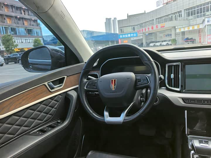 Фото 7 - Hongqi HS7