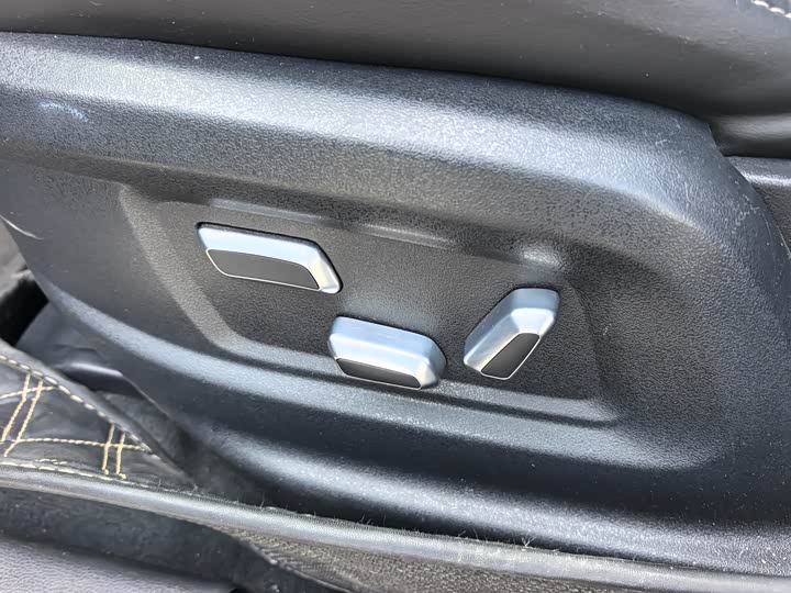 Фото 9 - Hongqi HS7