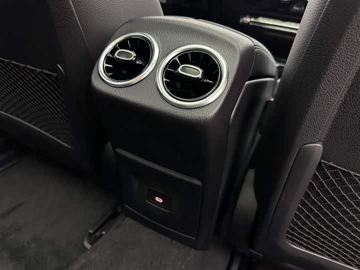 Фото 23 - Mercedes-Benz A-Class