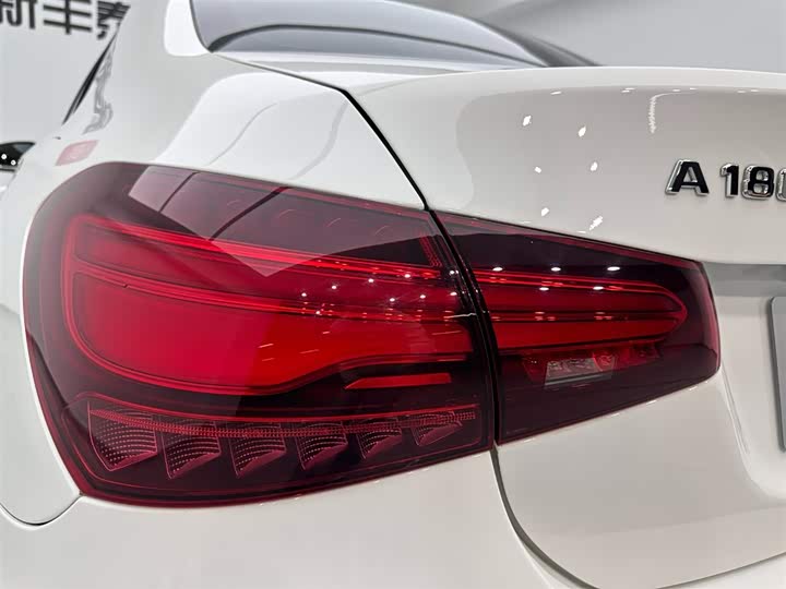 Фото 27 - Mercedes-Benz A-Class